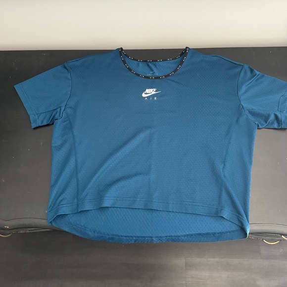 Nike Air Dri-Fit Crop Top - Picture 1 of 4
